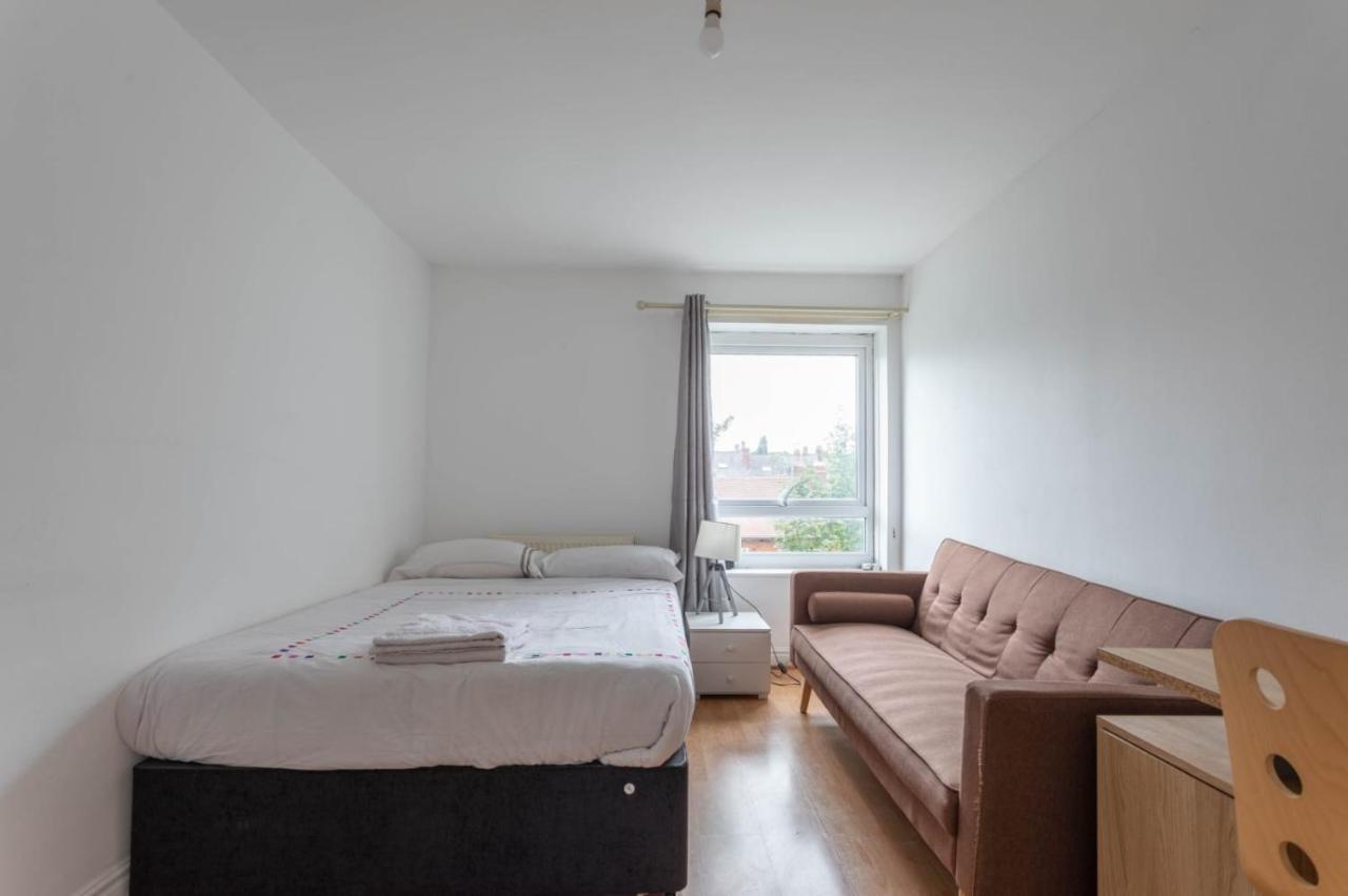 Hanifa place Leeds  Exterior foto